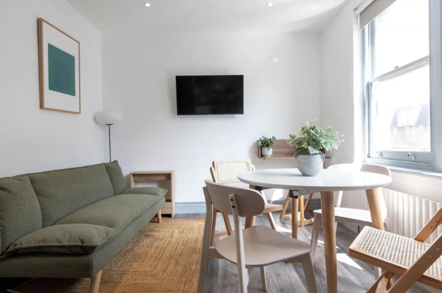 Urban Chic: Stylish 1-bed In The Heart Of The City Apartamento Londres